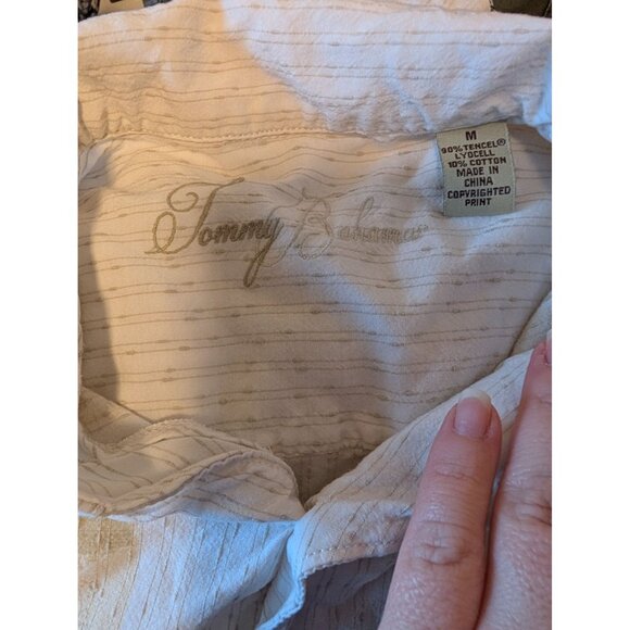 Tommy Bahama Ivory Medium Hawaiian Shirt Button Down Island Vacation - Picture 4 of 4